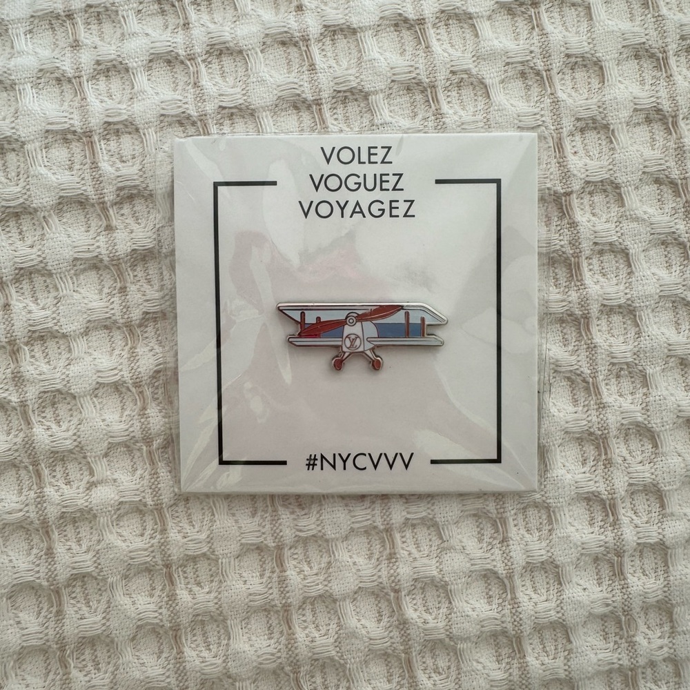 Louis Vuitton pin